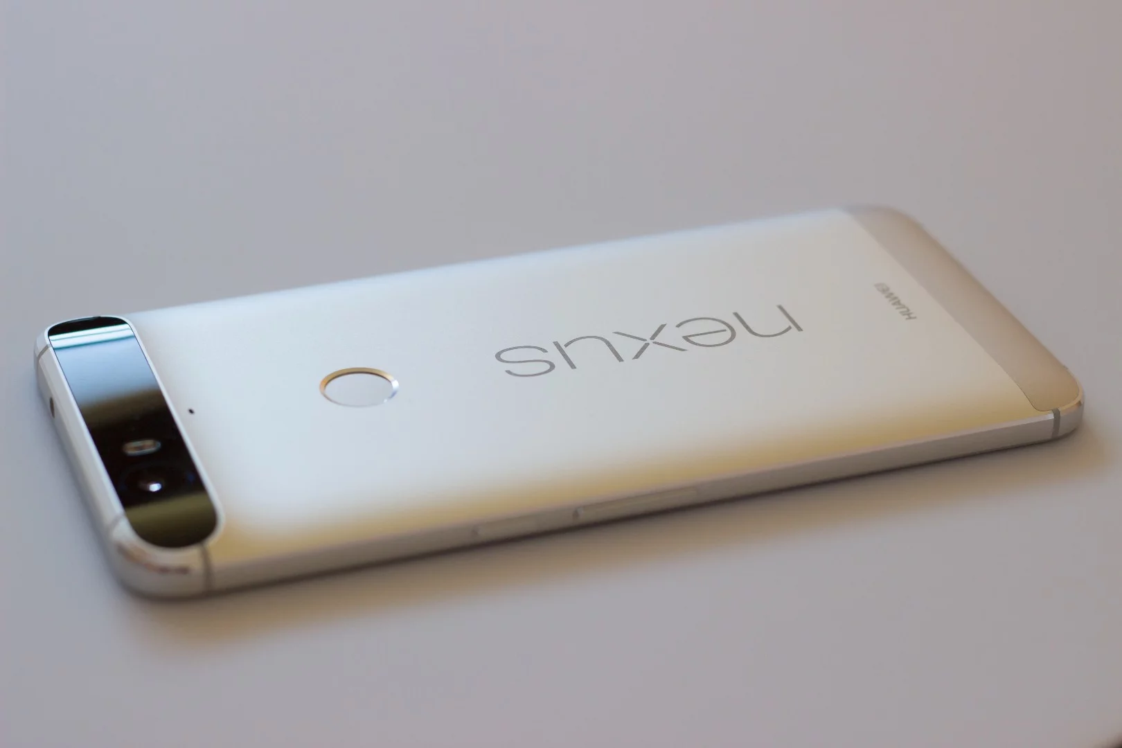 Apart from that glass bar, the Nexus 6P has an aluminum unibody design
