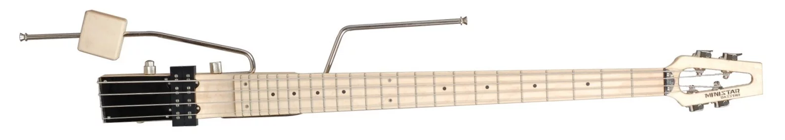 Full shot of the four string, 34-inch scale Basstar, this time with a humbucking pickup