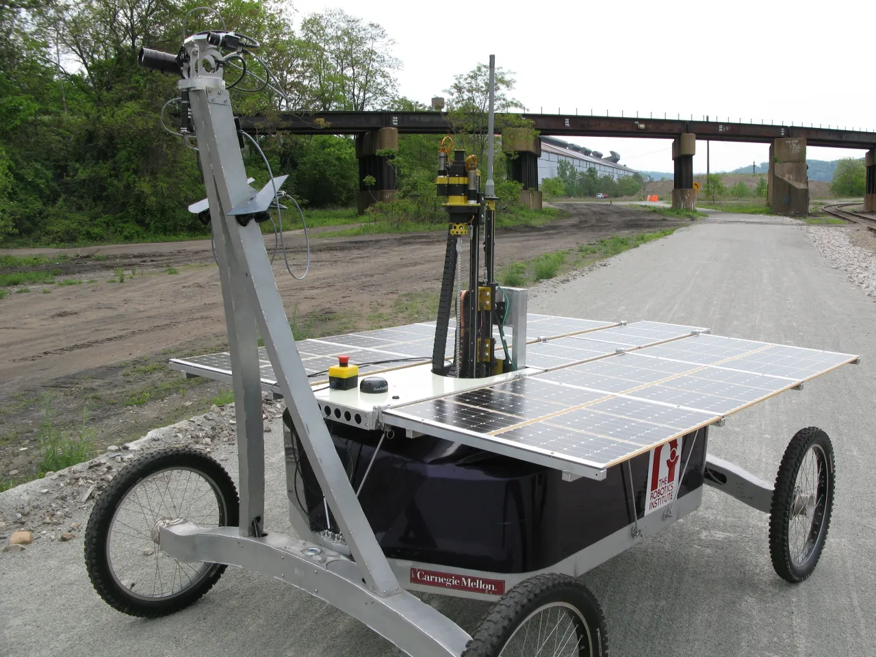 Robot Zoë is covered by a three sq m (32 sq ft) solar panel