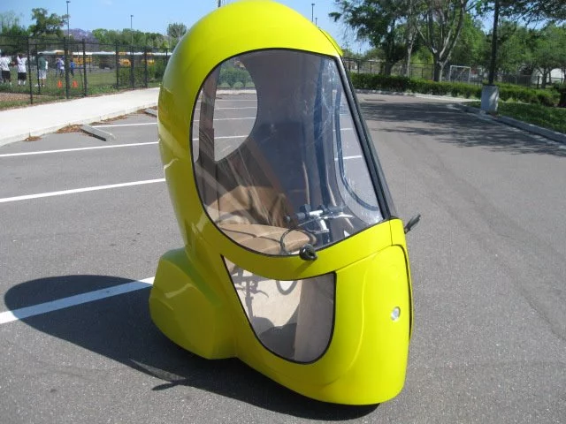 Eggasus is a new personal transport solution for urban areas and university campuses