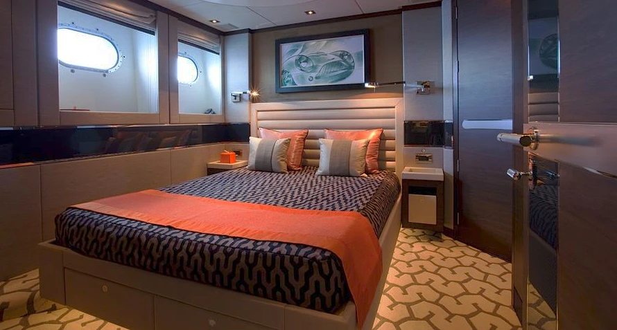 M/Y Aurelia bedroom