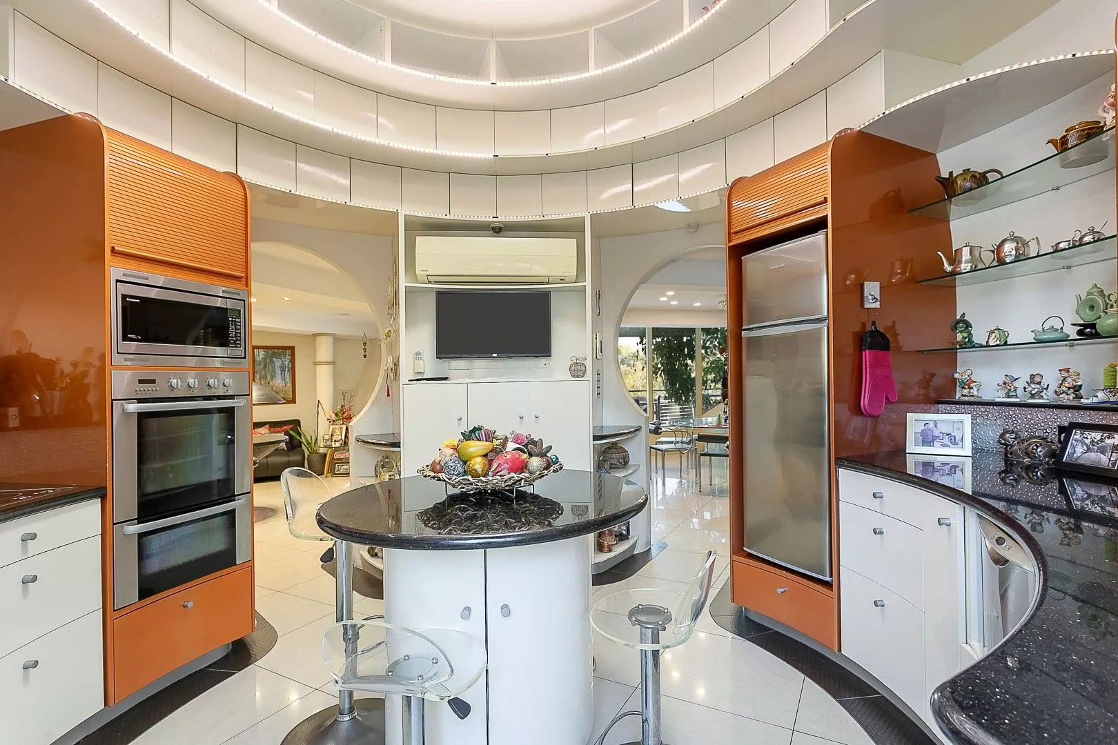 The kitchen has its own 5-meter dome and was built by a boat builder/carpenter familiar with curves