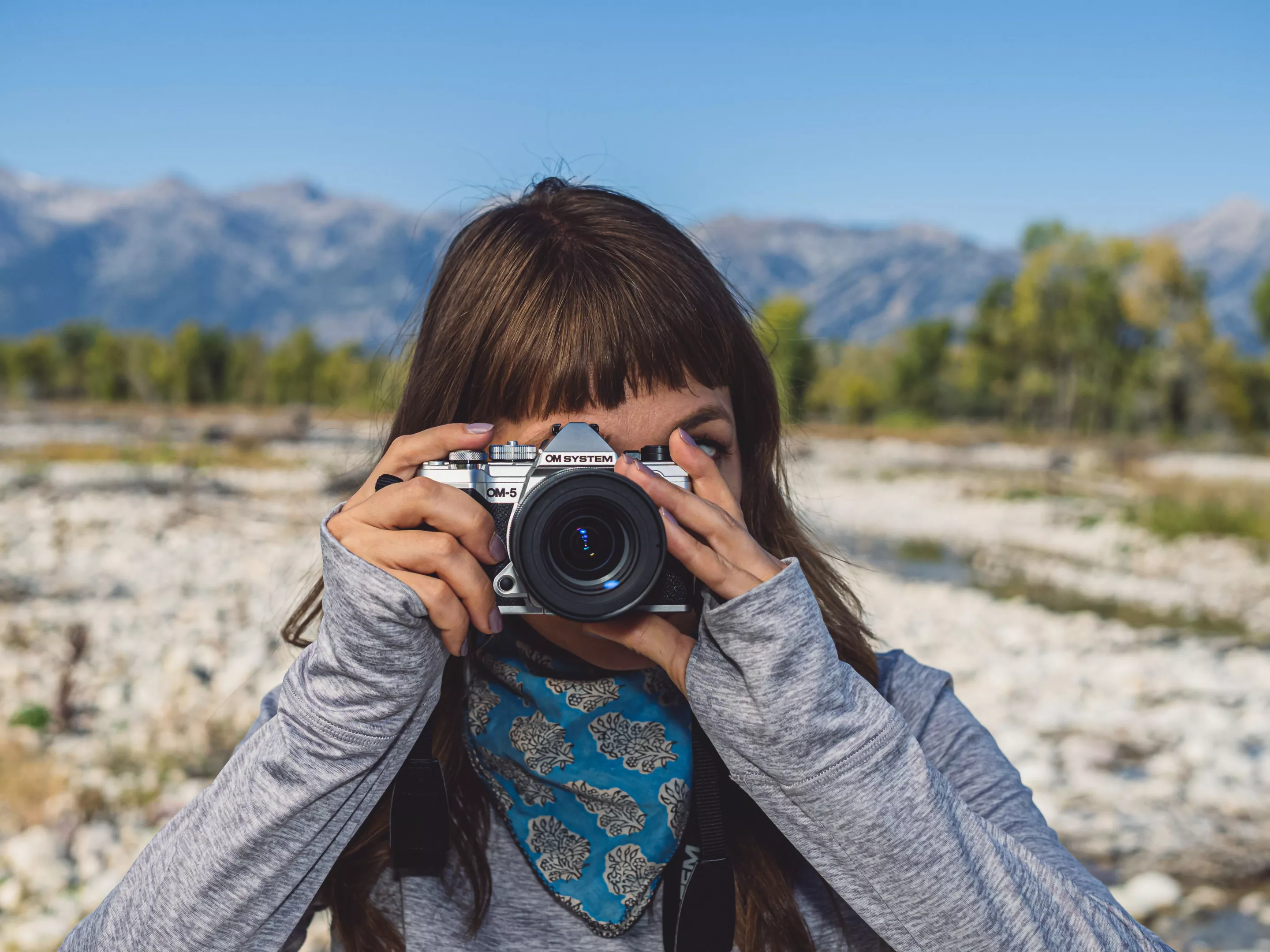 The OM-5 comes with hybrid contrast/phase detection autofocus