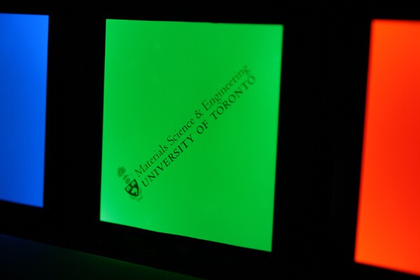 The Cl-ITO enabled OLED devices