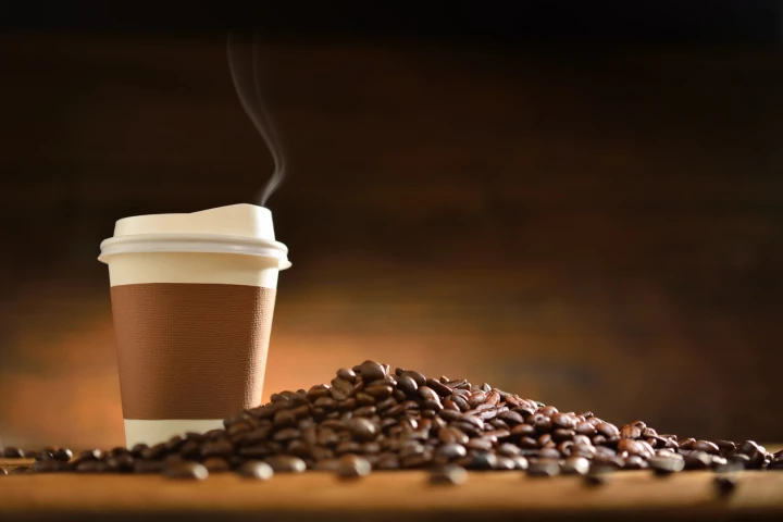 A recent court decision ruling Californian coffee shops must accompany all coffee sales with a cancer risk warning has been potentially overturned by a government regulatory agency