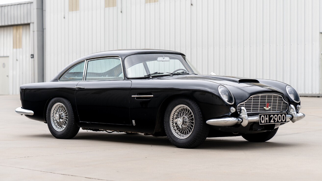 2018 Monterey Car Week Auction Report | 1965 Aston Martin DB5 | Sold for $715,000 | Estimate: from $750,000 to $900,000 | Auction: Gooding & Co | Lot 019 | Official Description
