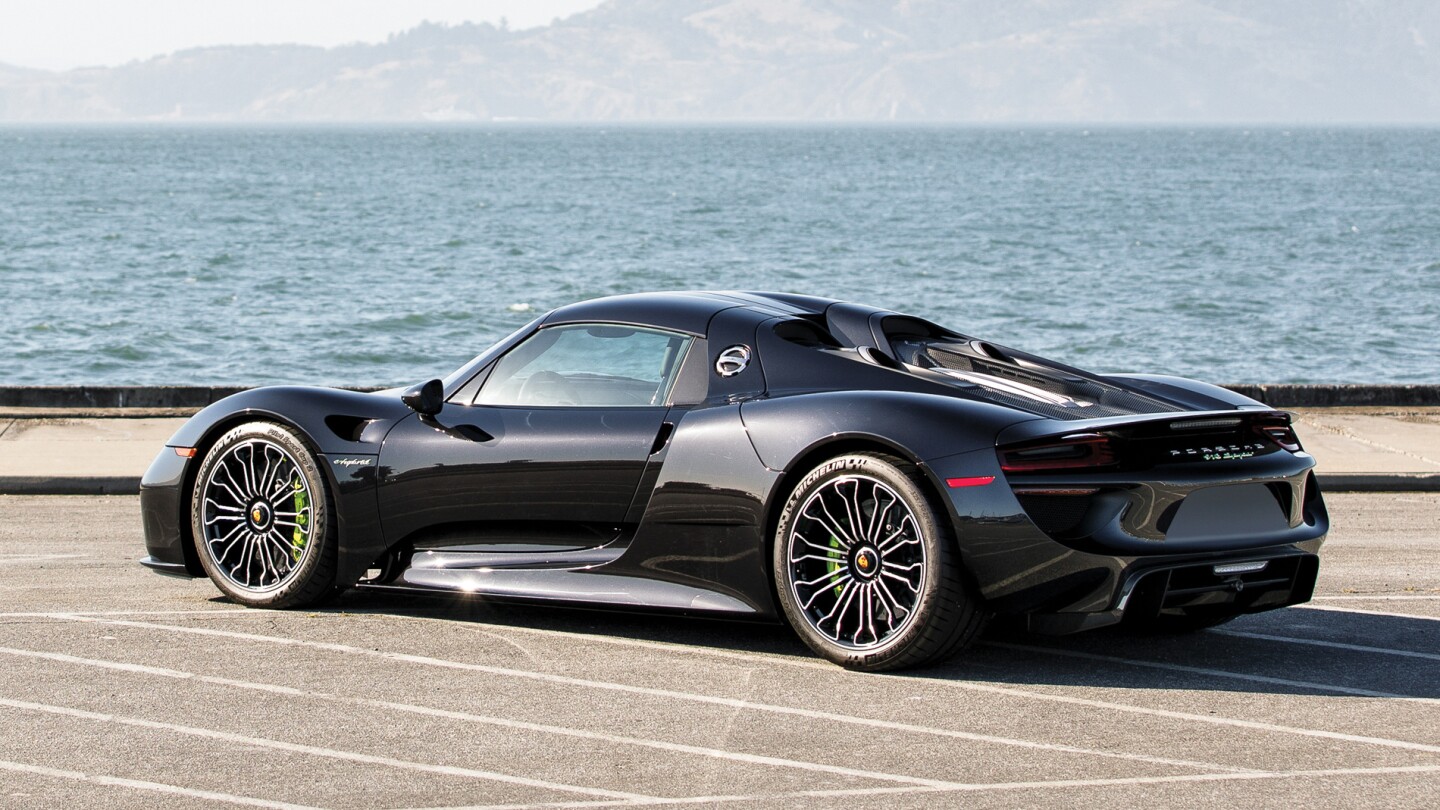 2015 Porsche 918 Spyder | Estimate: $1,200,000 to $1,600,000 | Official Auction Description: RM-SothebysLot 230