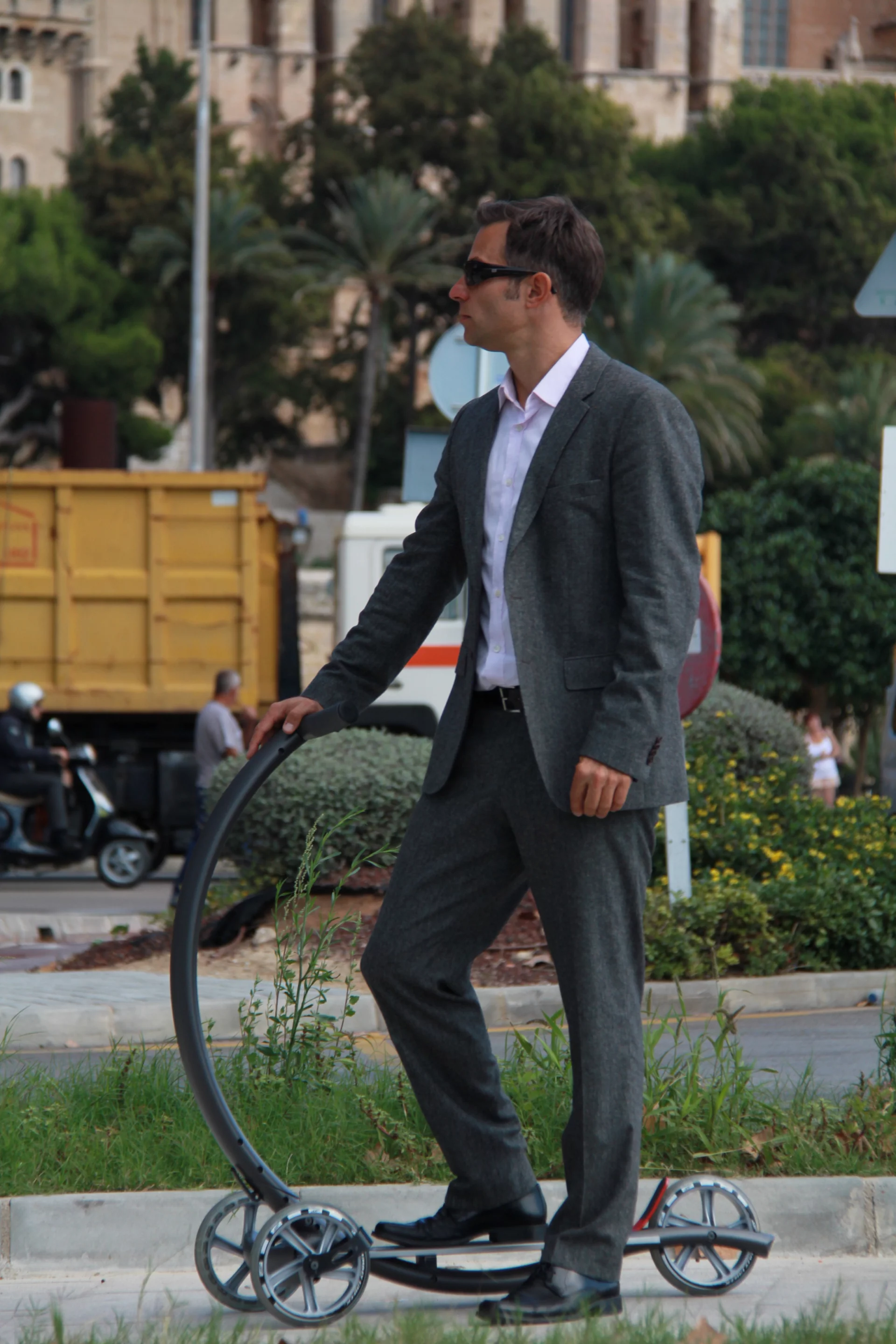 Cycon says that the scooter is more stable than others