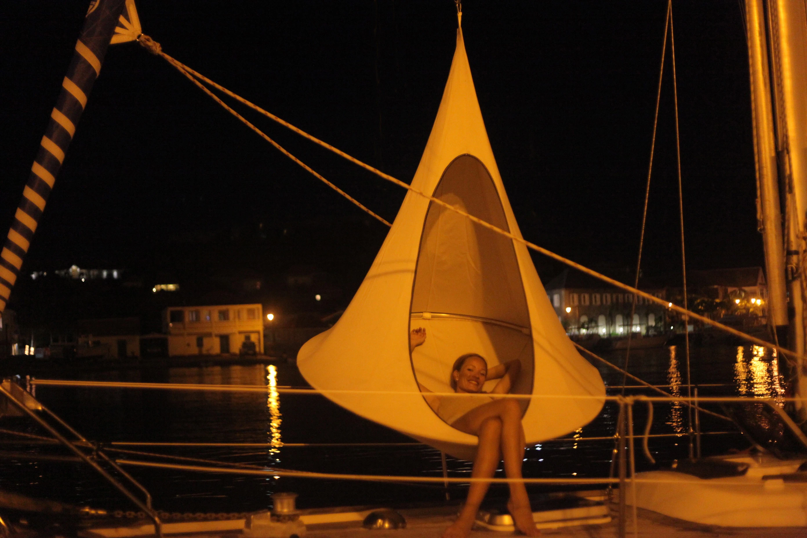 Cacoon can be hung anywhere by a single point, making the range of possible locations wide and varied