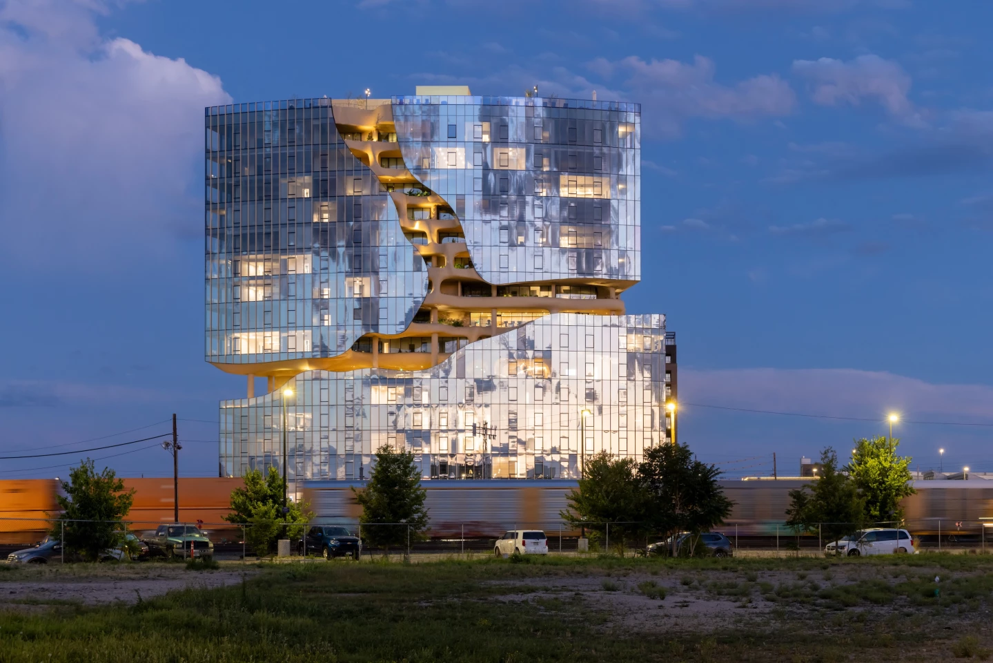 One River North's exterior is defined by its central Canyon area which provides amenities and an opportunity for residents to get some fresh air