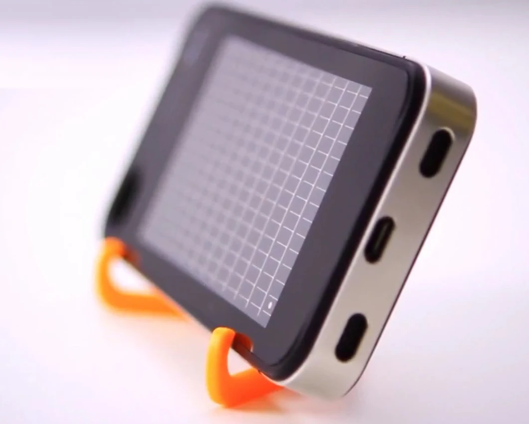 The EnerPlex solar charger for iPhone 4/4S