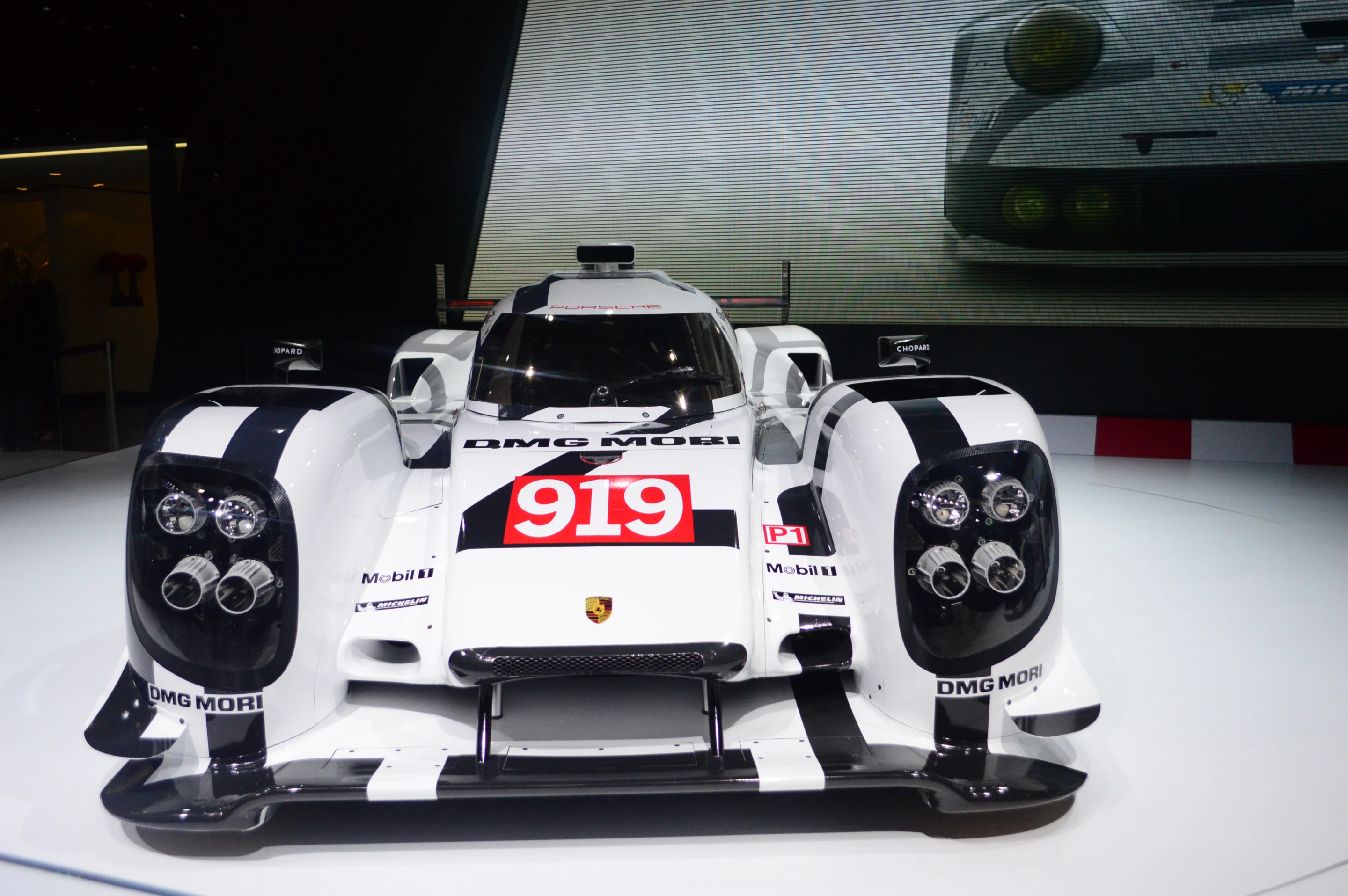 The Porsche 919 Hybrid unveiled (Photo: CC Weiss/Gizmag.com)