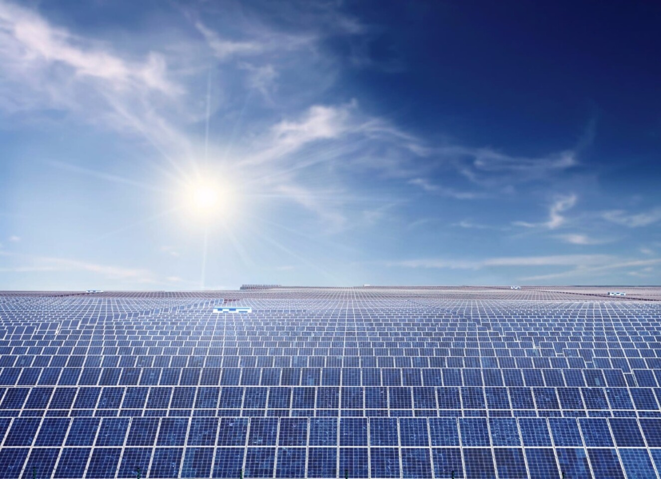 Half a million solar panels were installed around the world every day in 2015