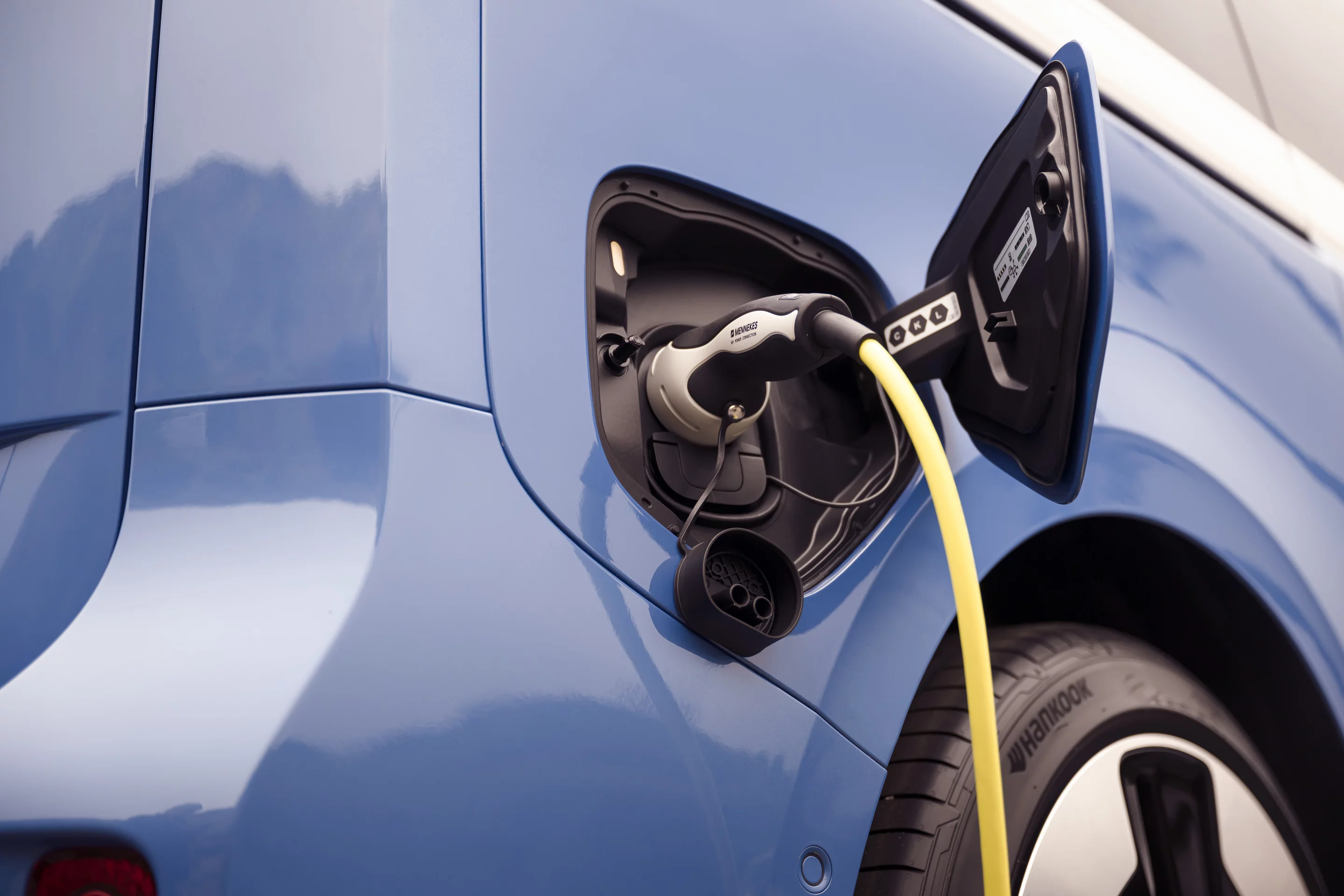 The ID. Buzz long-wheelbase variant has a 91-kWh battery pack