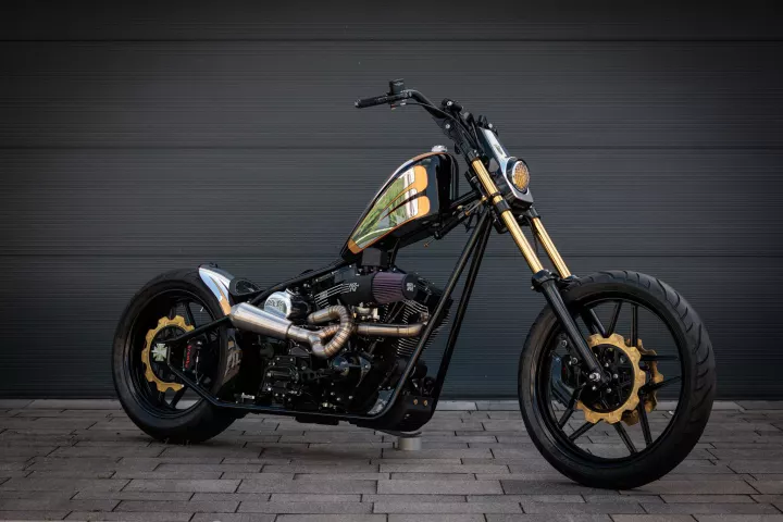 MB Cycles’ Stauffenberg chopper is based on a West Coast Choppers CFL frame and an S&S Cycle V-twin motor.
