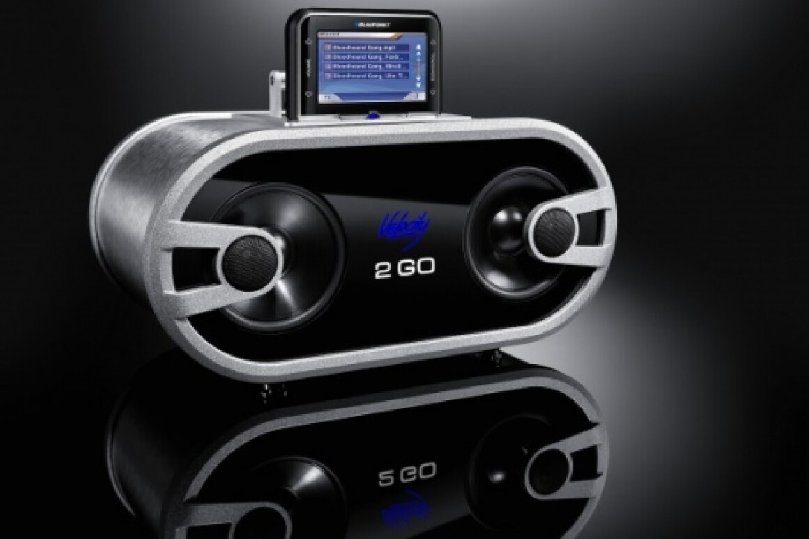Blaupunkt Velocity 2Go portable speaker system AND car subwoofer