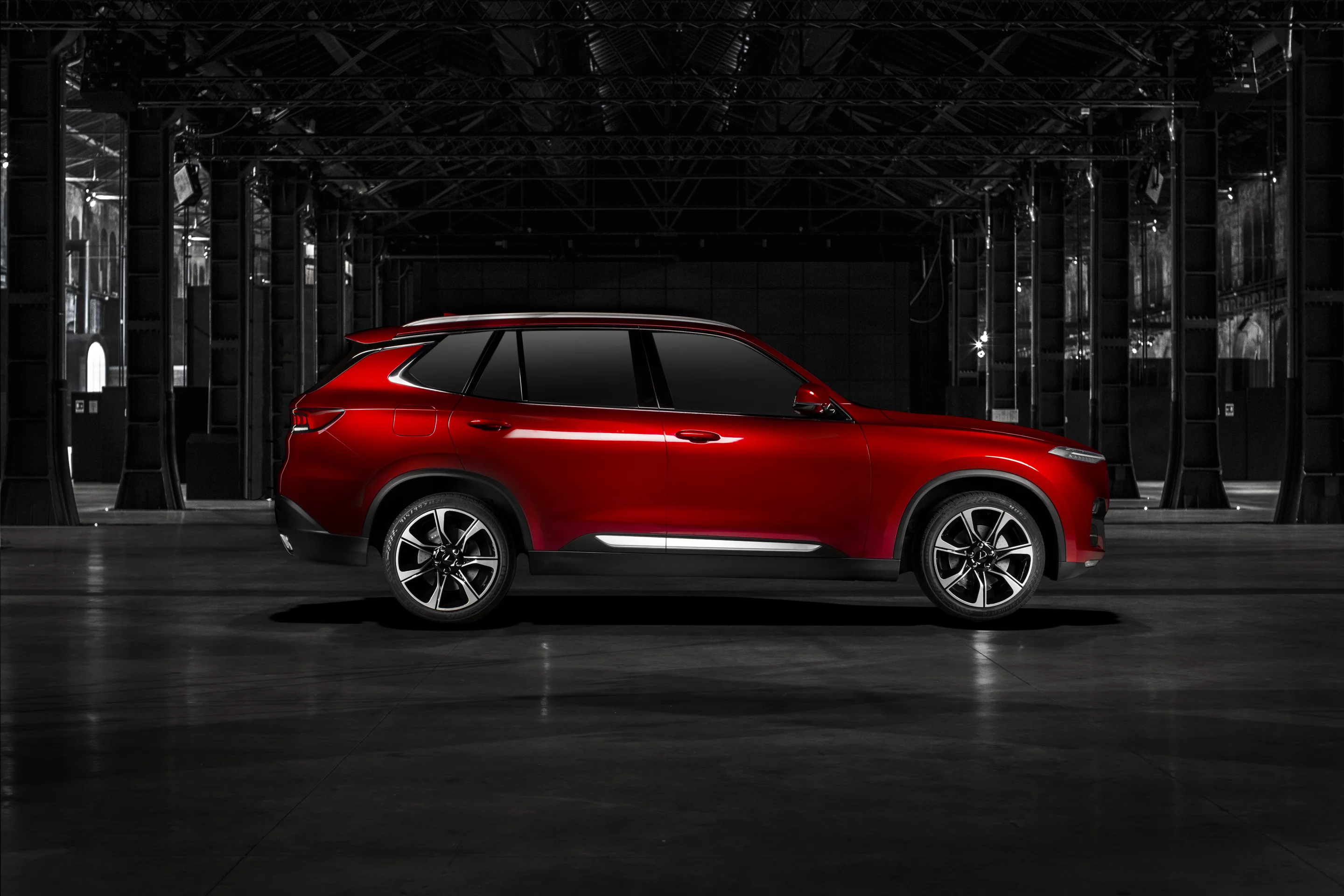 With a decidedly European design to it, the VinFast SA2.0 SUV will at first be offered only on the Vietnamese market, but will eventually proliferate globally