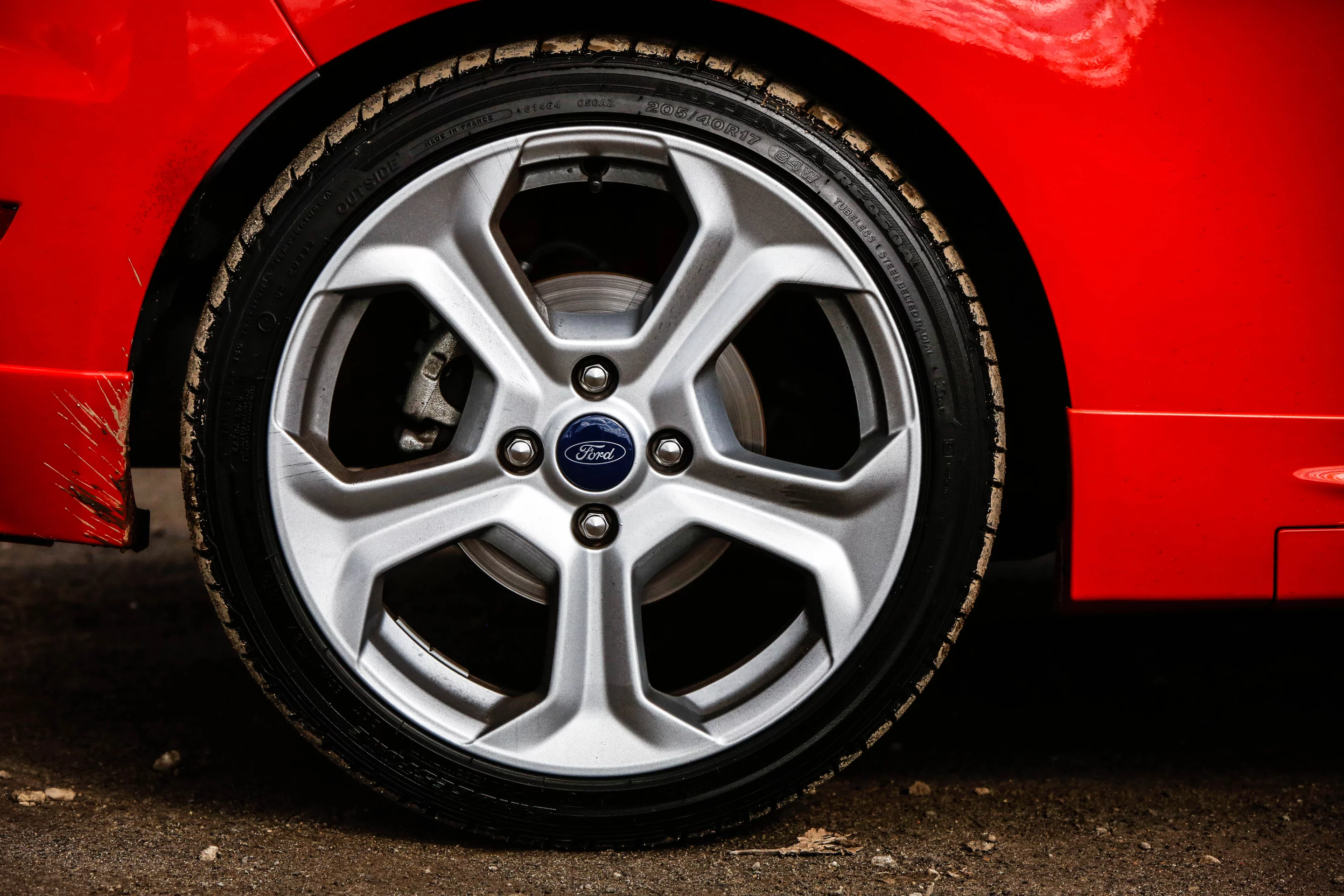 Ford Fiesta ST: 17" alloy rims (Photo: Gizmag.com)