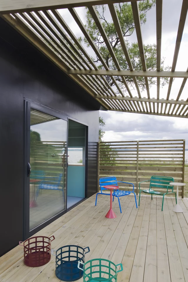 Large sliding glass doors open out onto the outdoor terrace (image: Andy Liffner)
