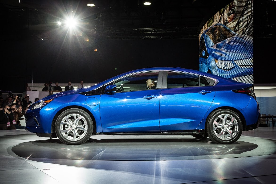 Chevy shows the 2016 Volt at NAIAS 2015 (Photo: Loz Blain/Gizmag.com)