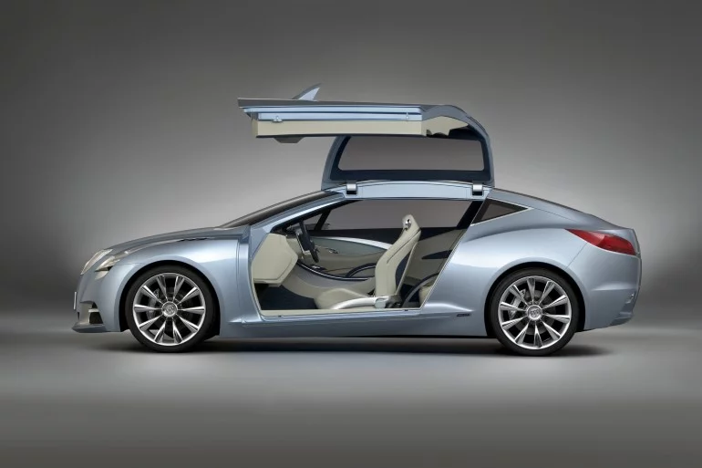 The Riviera has a set of large gullwing doors