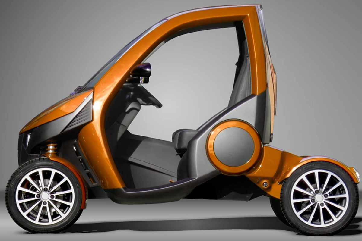The Casple-Podadera boasts a unique folding characteristic to allow it to fit in tight parking spaces