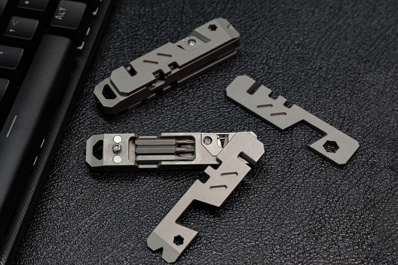 The TriPro Stand with all three of its pieces held together (top) and pulled apart (bottom)