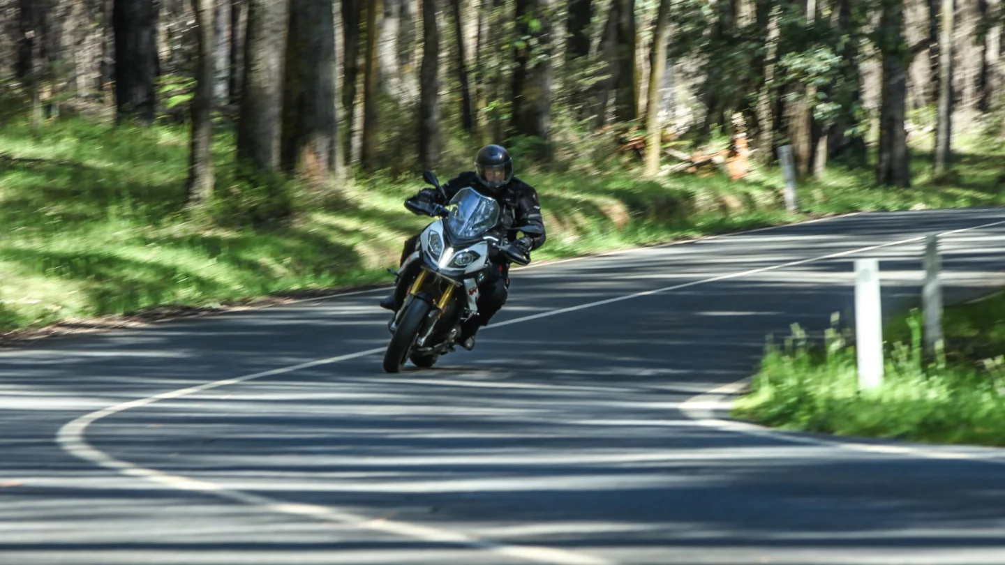 BMW S1000XR: attacks twisty roads as well as any sportsbike