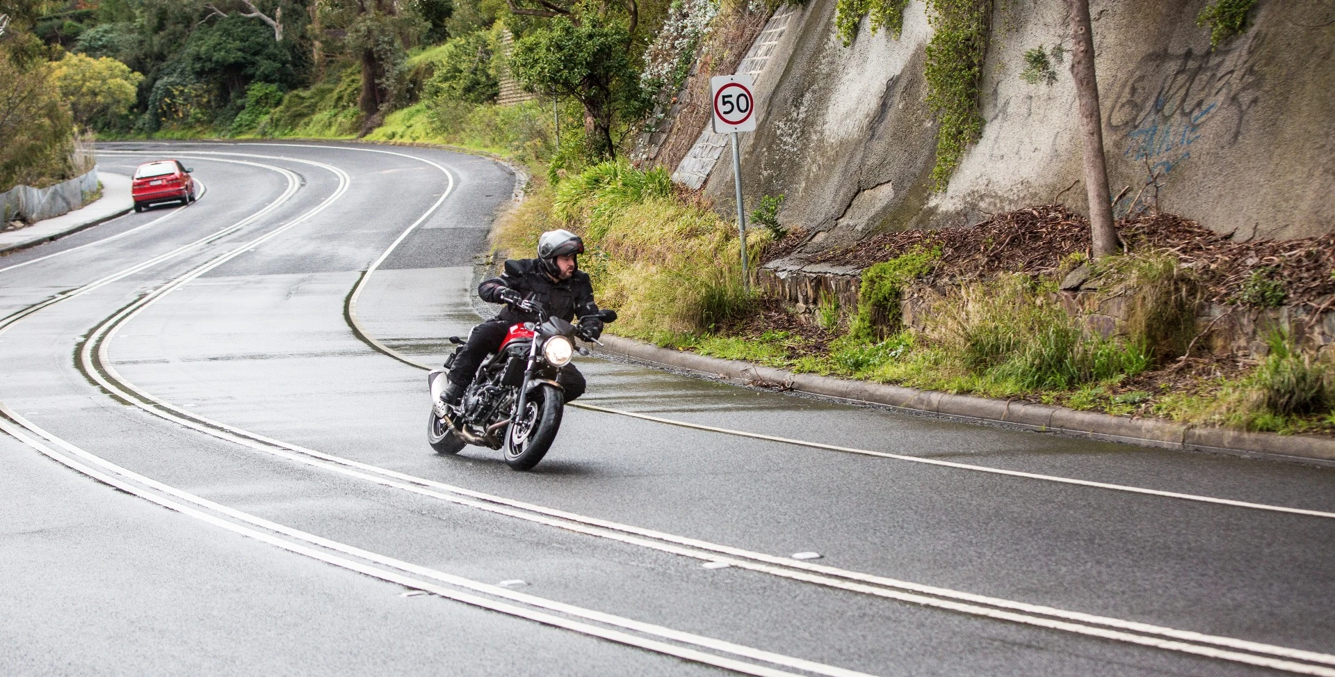 Suzuki SV650: a fun and accessible all-round sports nakedbike