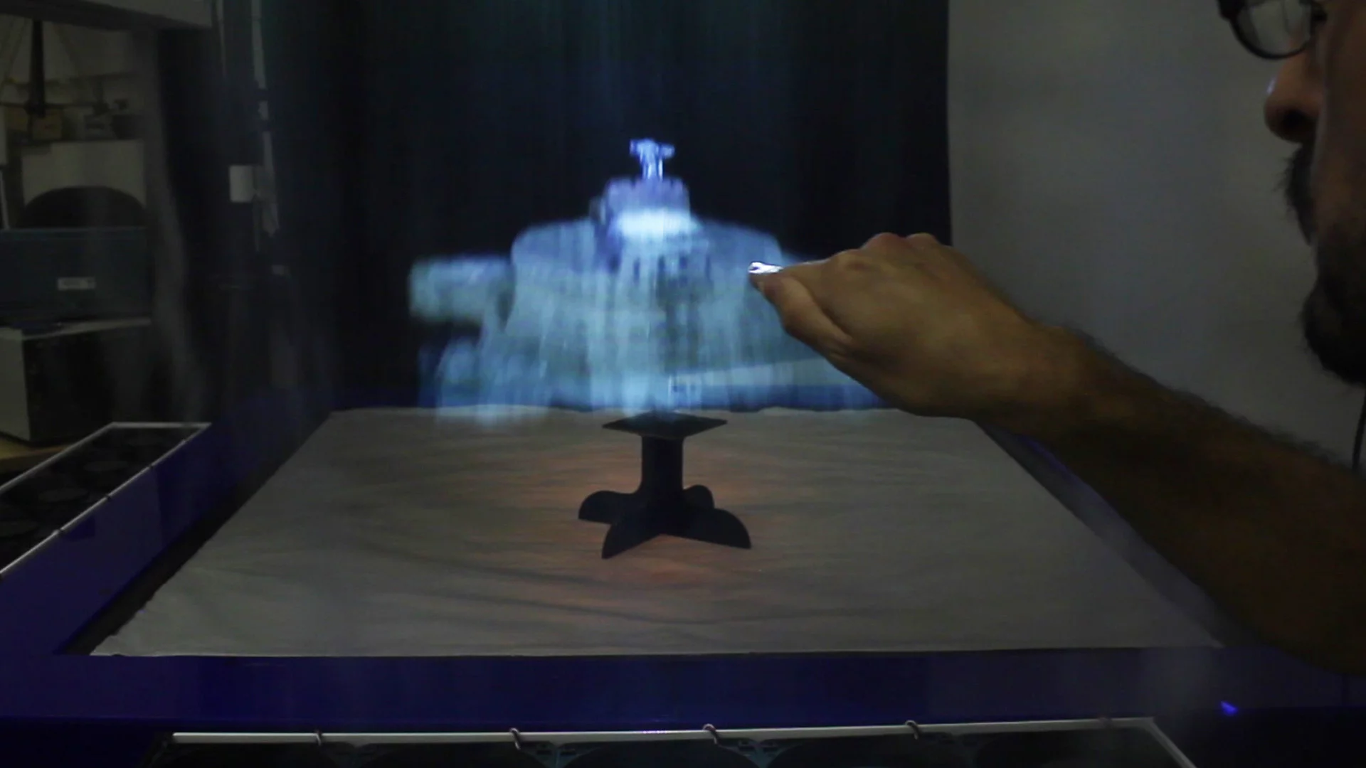 The MisTable allows 3D images to be manipulated with gestures (Photo: Bristol Interaction and Graphics group, University of Bristol, copyright © 2014)