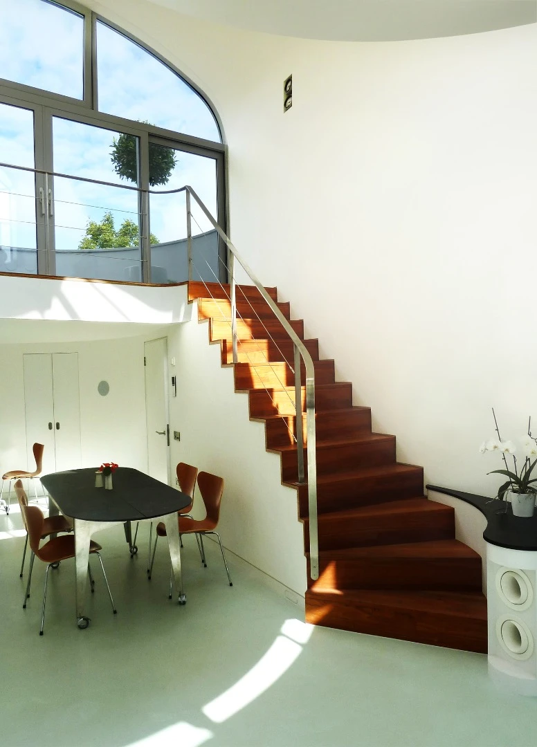 6 Wood Lane was designed by Birds Portchmouth Russum Architects