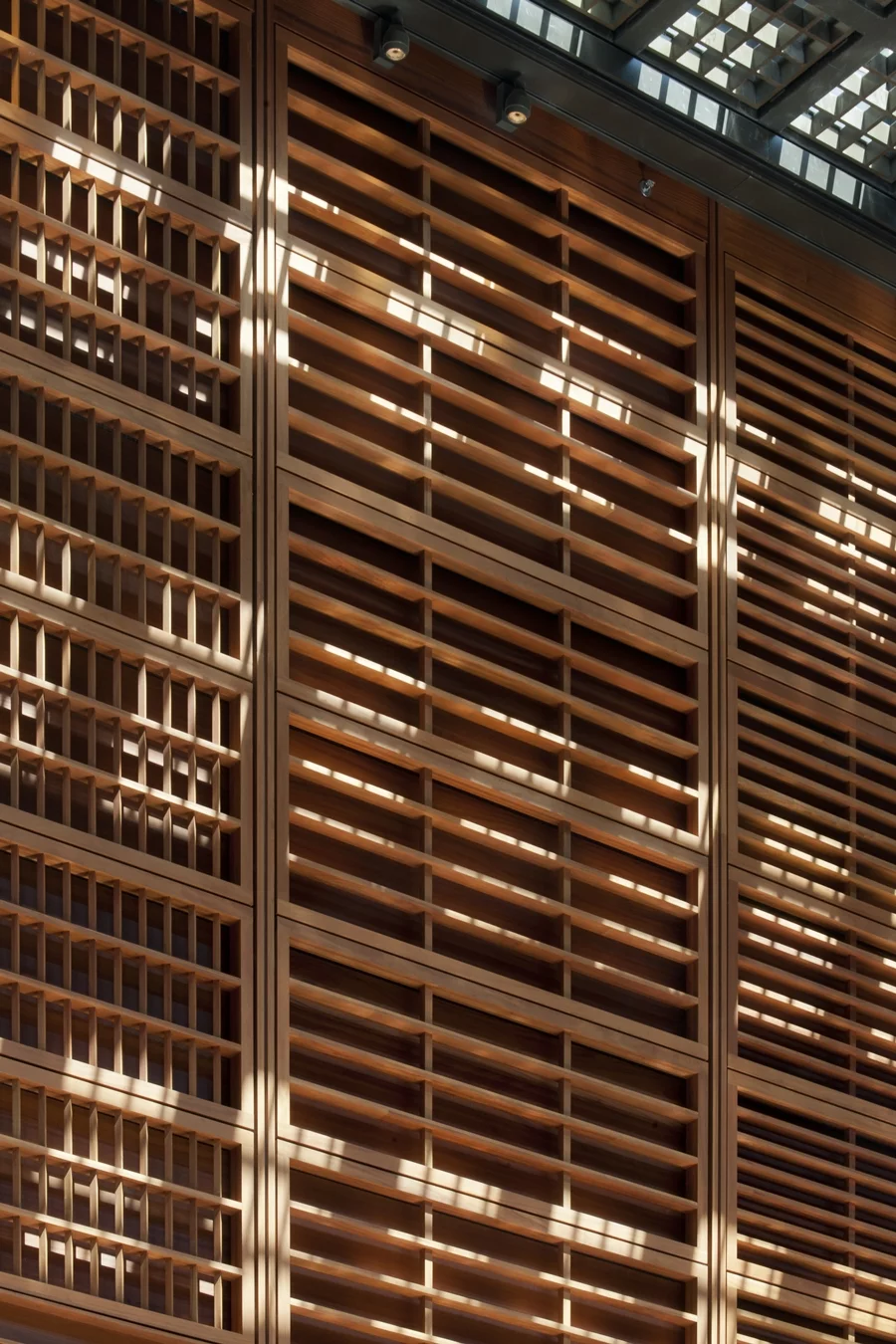 The patterned interior panels of the Abu Dhabi Central Market (Photo: Nigel Young / Foster + Partners)