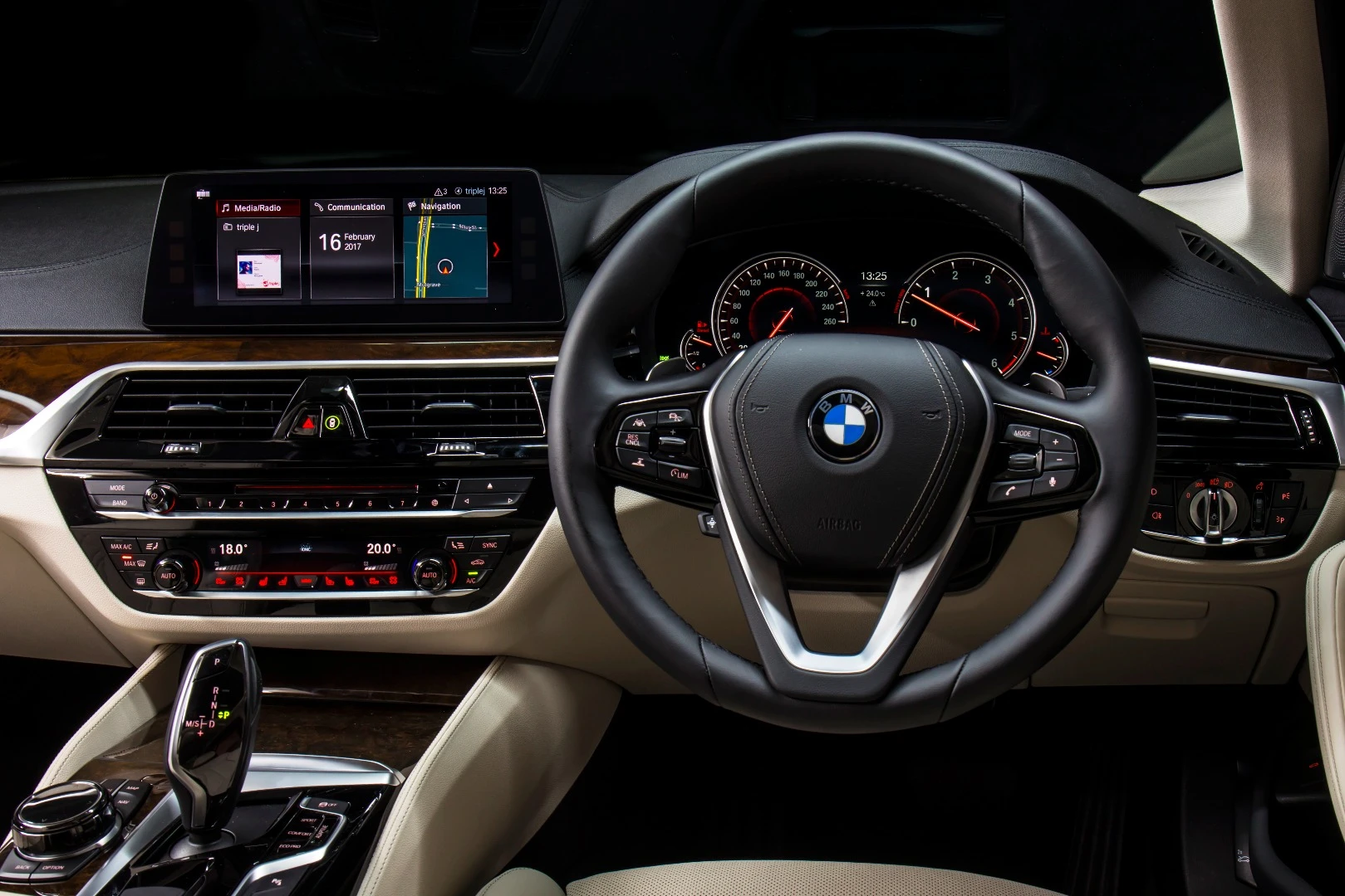 BMW 530d - interior