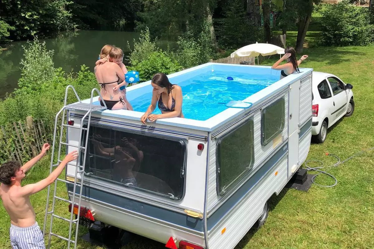 Benedetto Bufalino finds new and discordant uses for ordinary objects