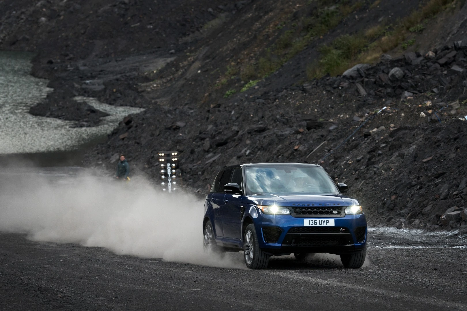 Range Rover Sport SVR acceleration testing