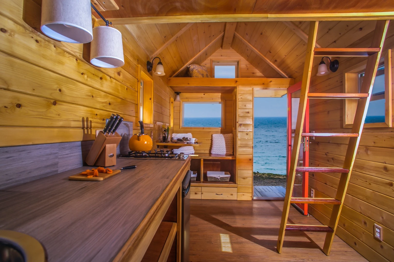 The dwelling measures 20 ft (6 m) long, 8.5 ft (2.5 m) wide, and 13.6 ft (4.14 m) high