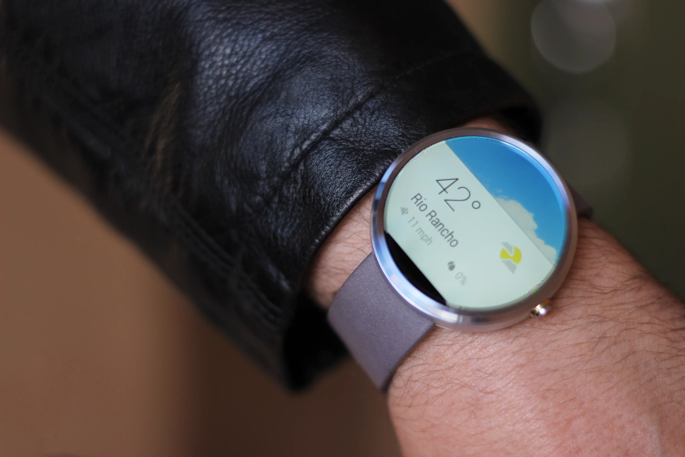 Moto 360 (Photo: Will Shanklin/Gizmag.com)