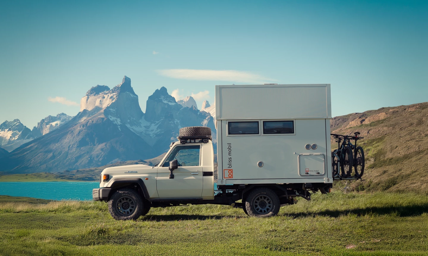 The 8-foot Bliss Mobil expedition module raises its roof to make camp