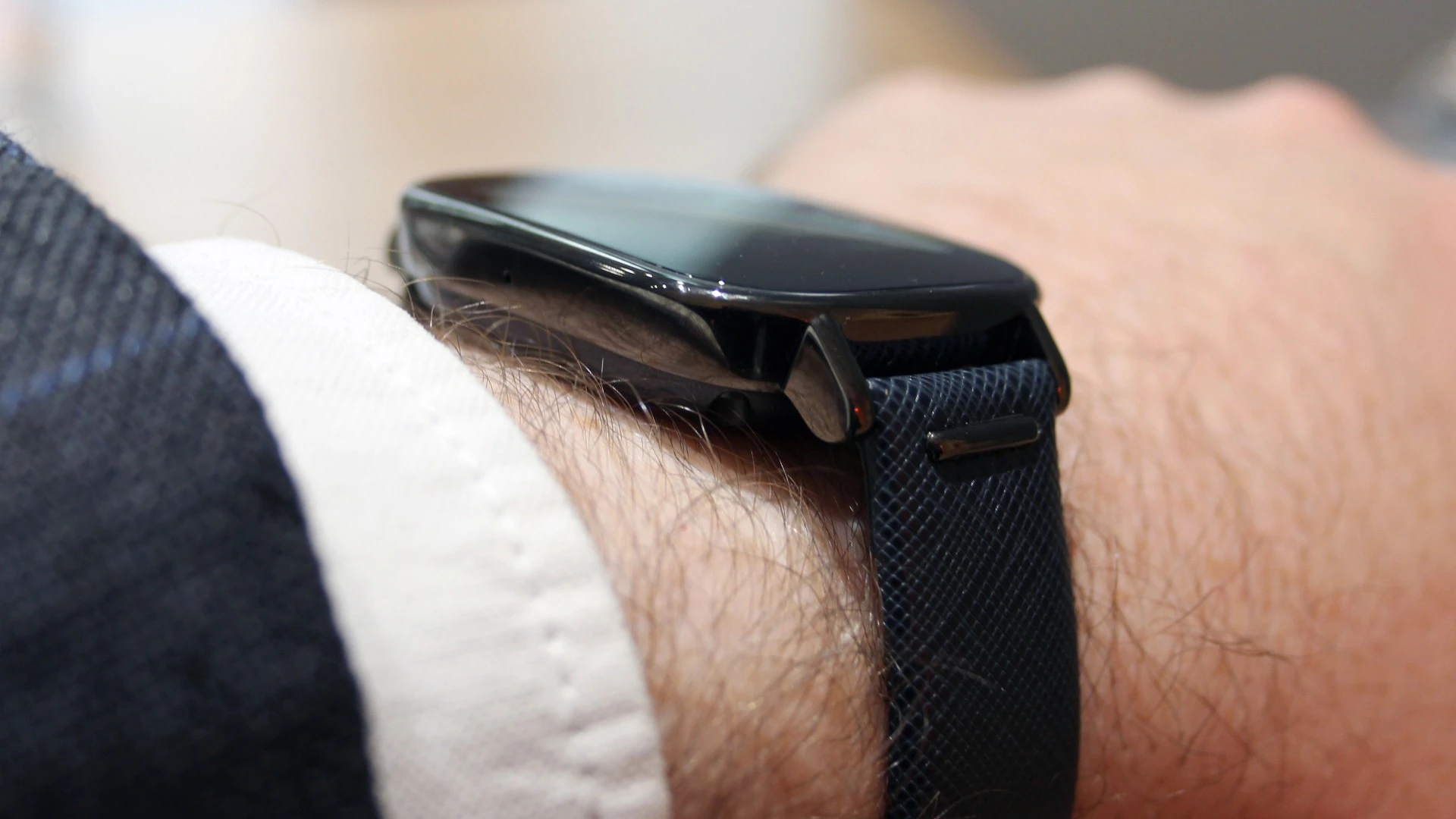The body of the watch feels solid and well made, but the quality of the materials feels like a slight step down from its predecessor