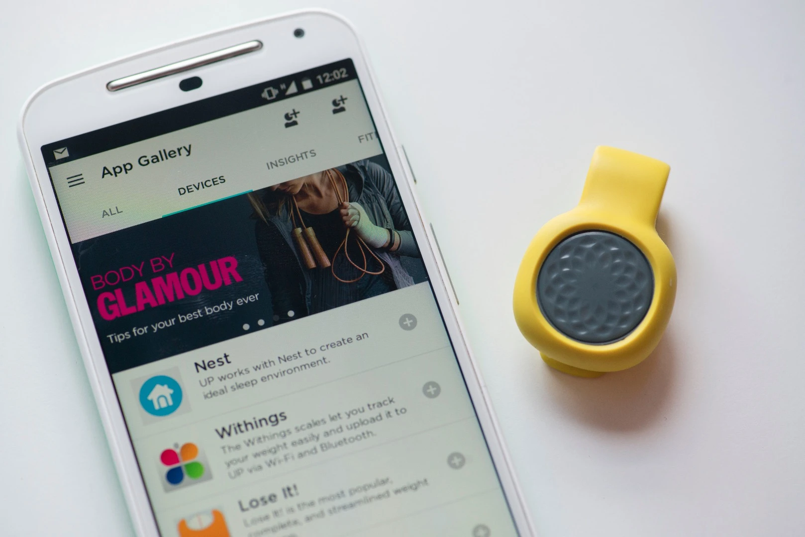 There are a number of devices which can be used with the Jawbone UP Move fitness tracker