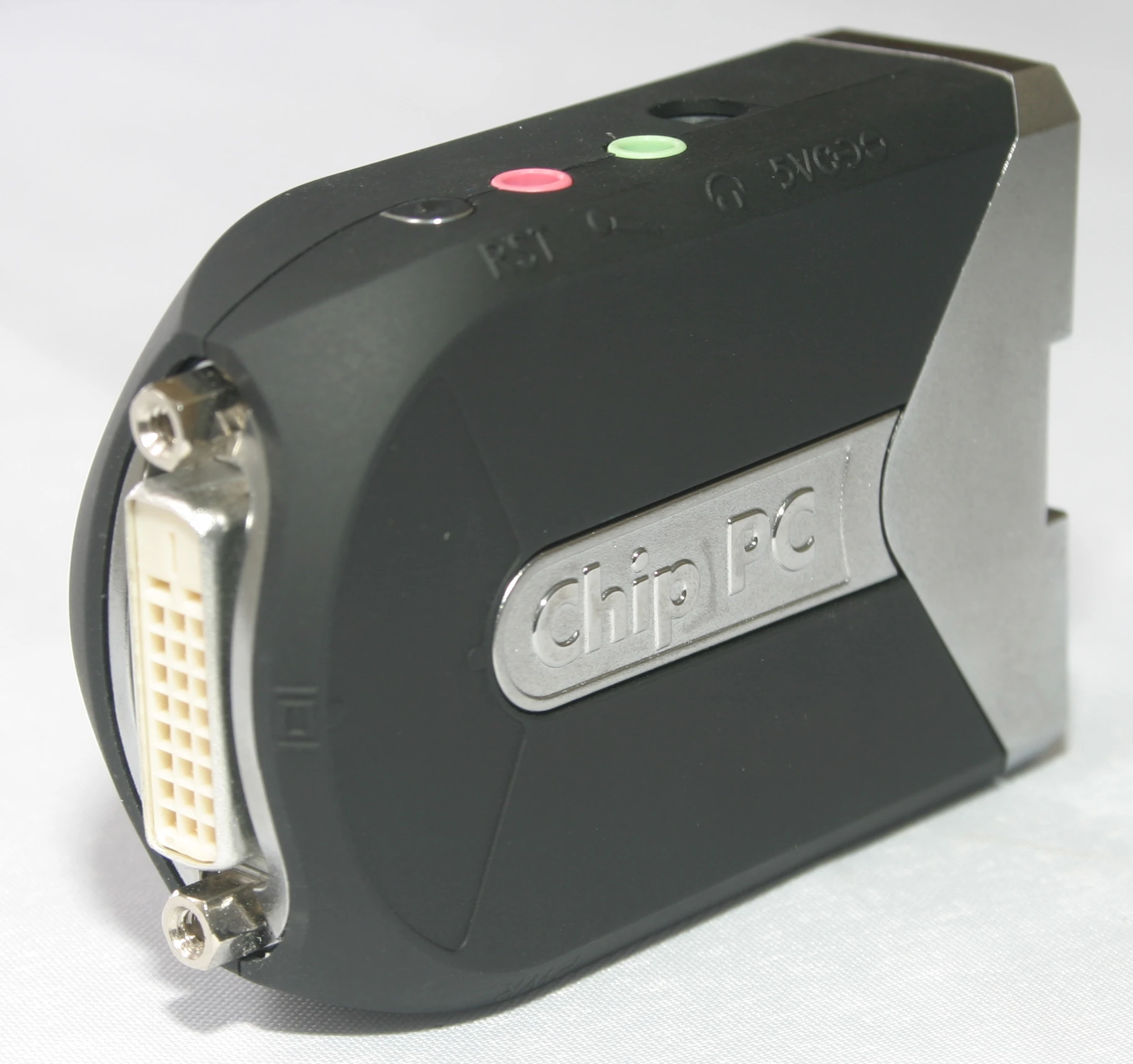 Chip PC's Plug PC offers a cross-platform thin client or virtual desktop computer solution