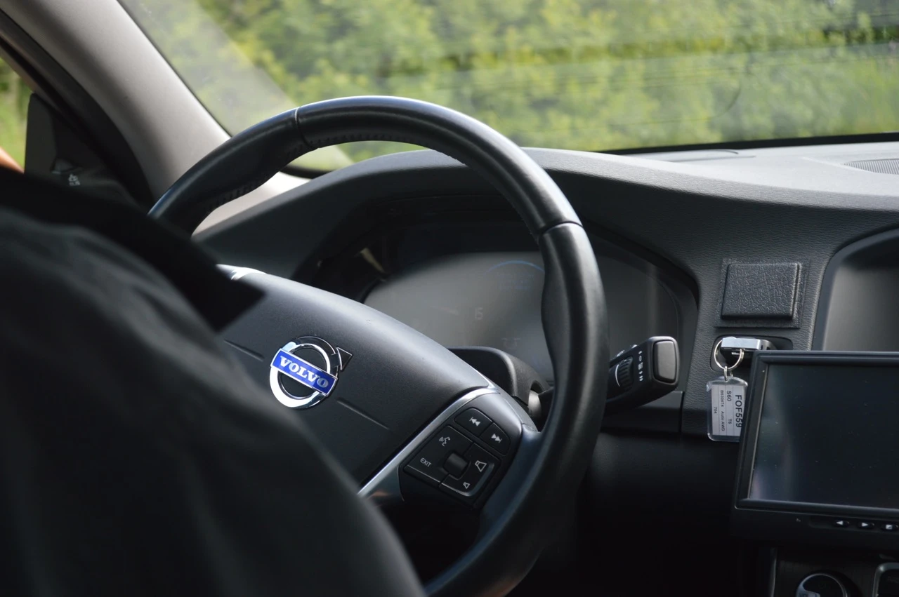 Volvo's adaptive cruise control is designed for low speed situations such as traffic jams (Photo: Gizmag)