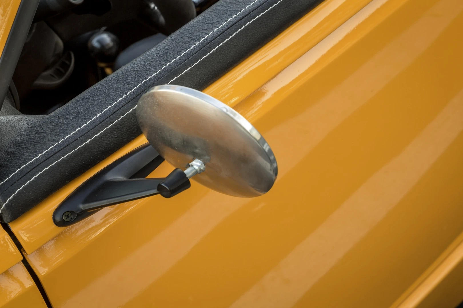 The rear view mirrors are another classic design cue