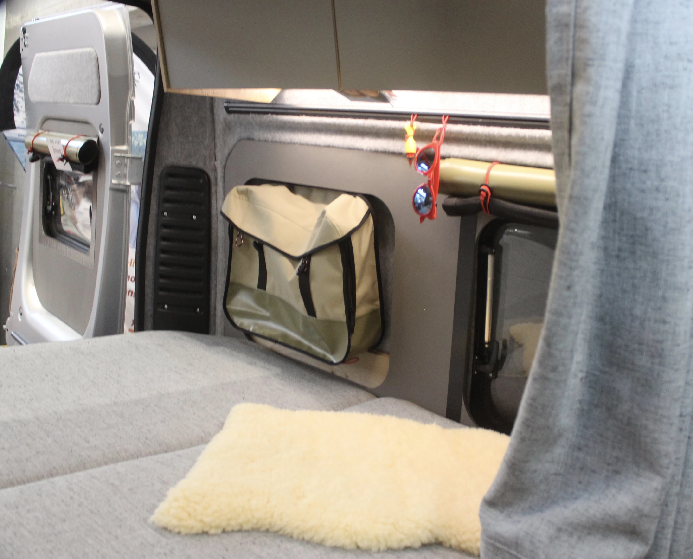 Another hanging storage pouch