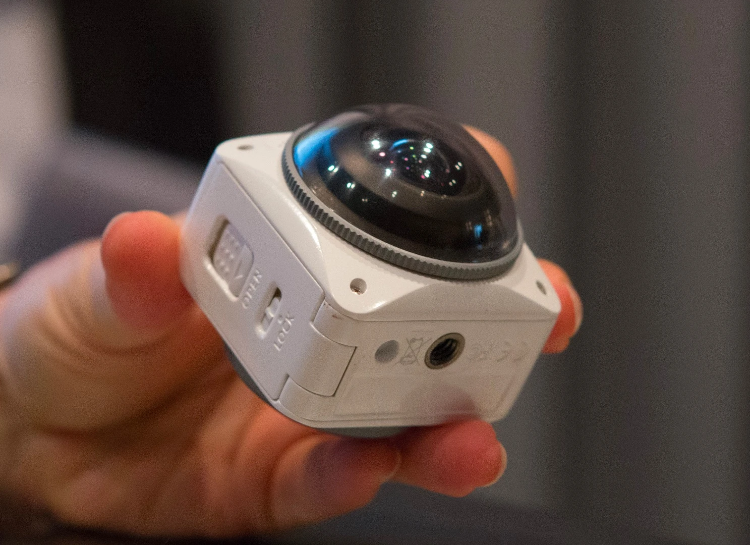 The Kodak PixPro 4KVR360 can shoot stills at up to 27-megapixels in full VR mode