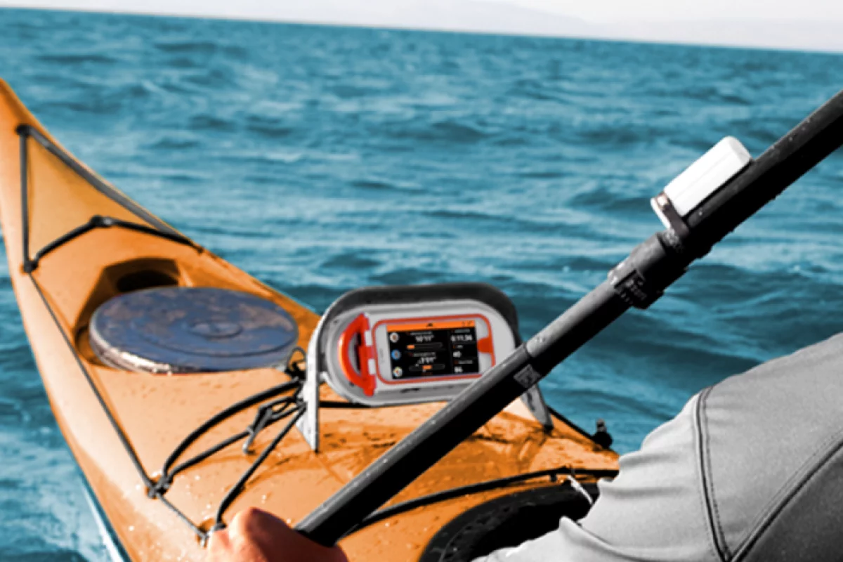 Motionize Paddle is an electronic kayaking coach