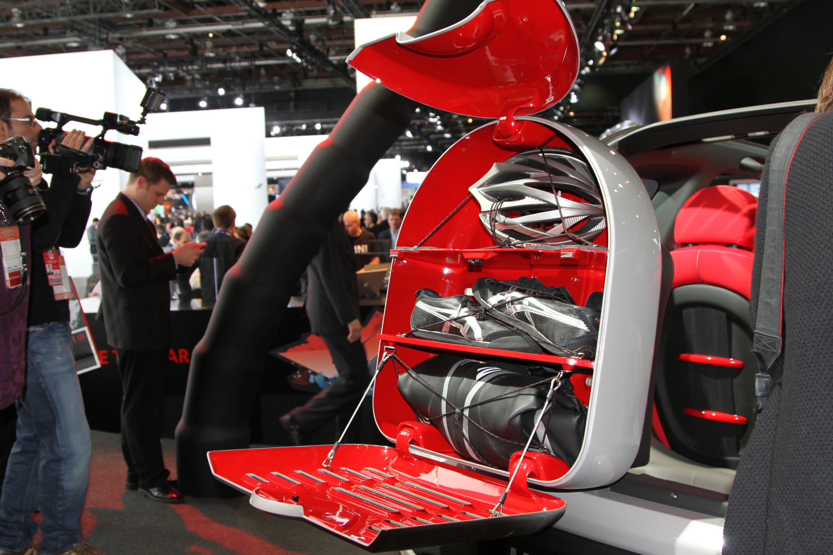 The rear-mounted spare wheel compartment is actually a lockable storage area