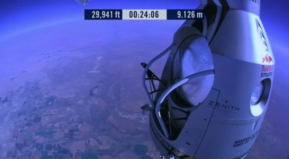 The Stratos capsule as it passes 30,000 feet (9 km) on its ascent to an altitude of over 24 miles (39 km) (Photo: Red Bull Stratos)