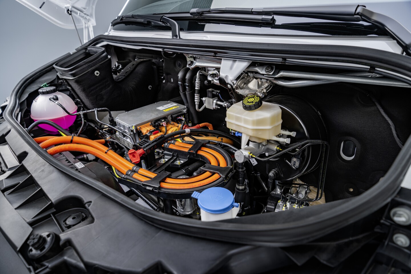 Mercedes' three-module engineering places the high-voltage components in a uniform front end.