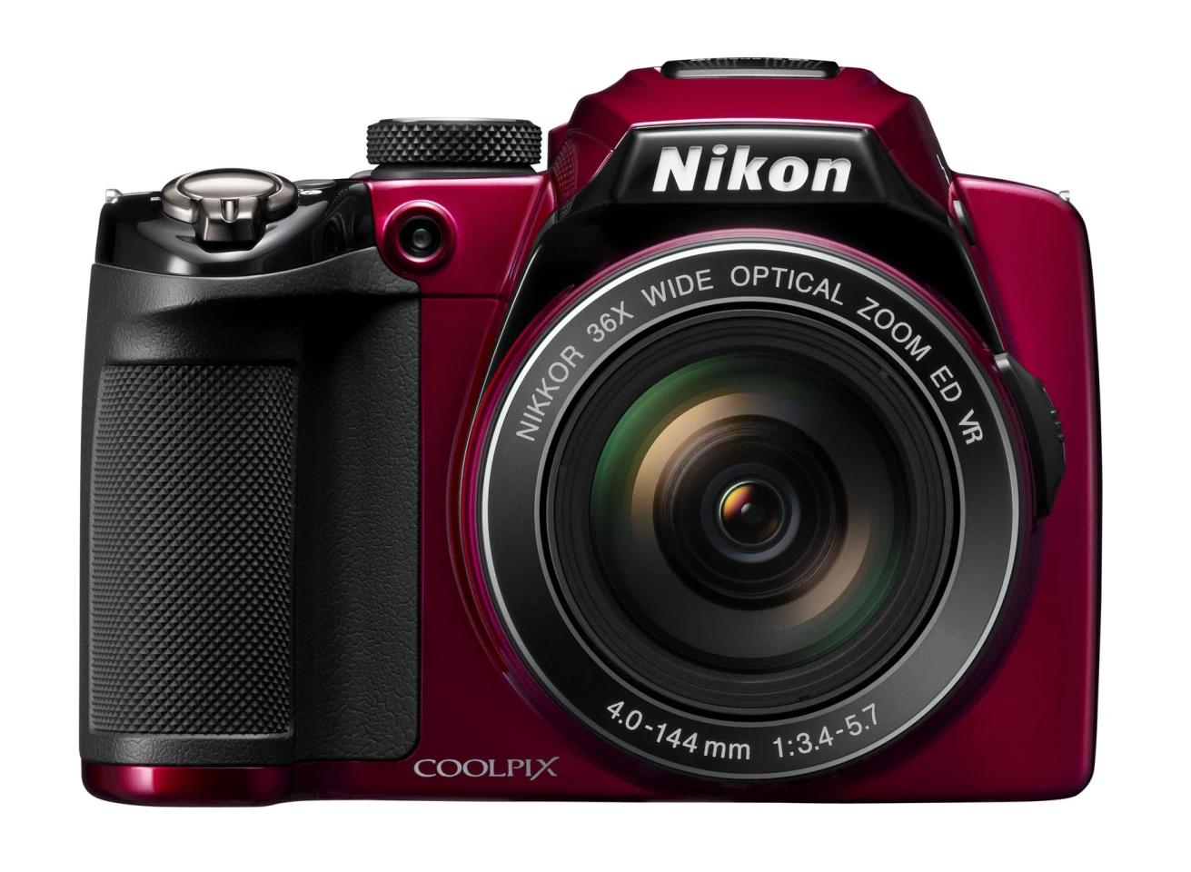 The NIKKOR ED Glass Lens gives a zoom range from wide-angle 22.5mm to 810mm ultra-telephoto